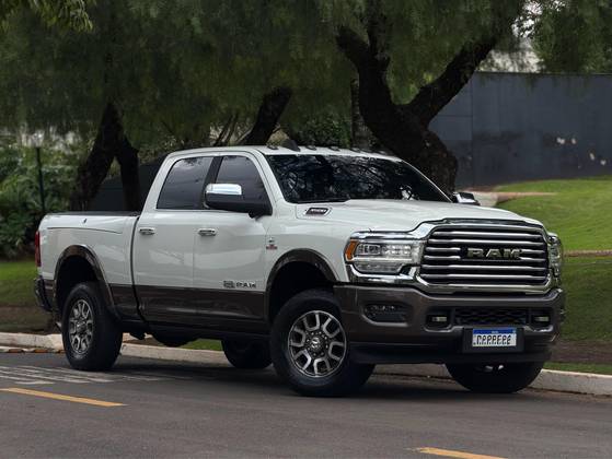 RAM 3500 6.7 I6 TURBO DIESEL LIMITED LONGHORN CD 4X4 AUTOMÁTICO RAM 3500 6.7 I6 TURBO DIESEL LIMITED LONGHORN CD 4X4 AUTOMÁTICO